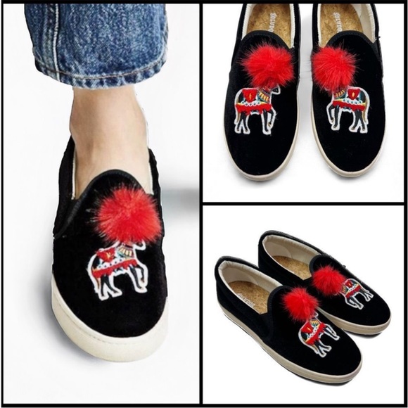 NWT Soludos Velvet Show Pony Sneaker Black and Red Pom Poms Size 5.5 - Picture 1 of 15